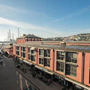 Appartamento Real Italian Estate - Red Coral, Genova